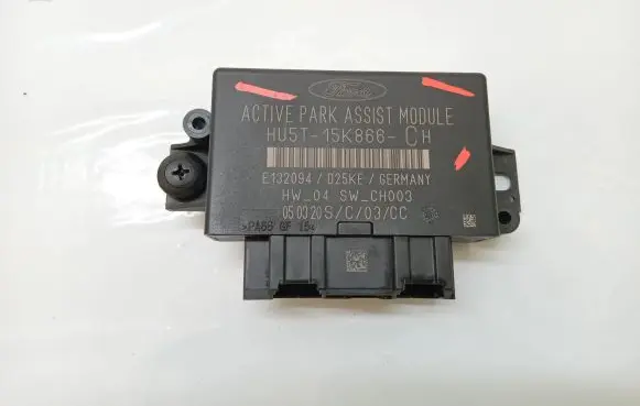 Ford Puma Parking PDC control unit/module HU5T-15K866-CH