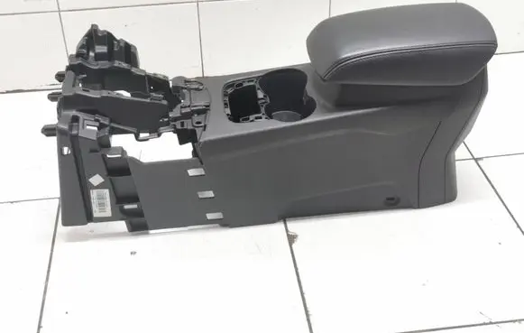 Ford Focus Center console Bm51a045a06a Bm51a045h74abw Sd0526