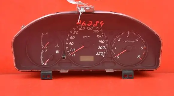 Mazda 323 Speedometer (instrument cluster) BJ3B
