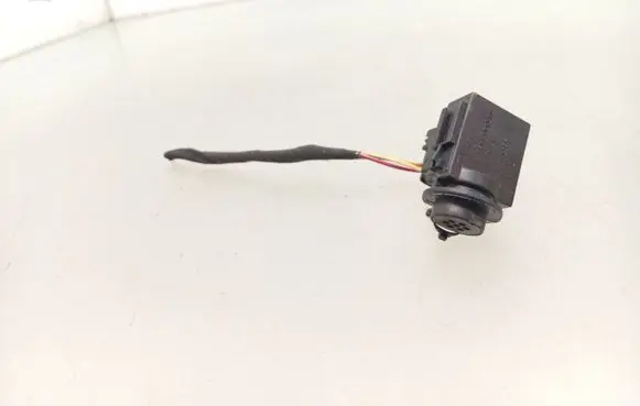 Mercedes-Benz R W251 Air quality sensor 1698300272 982385