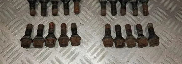 BMW 3 E46 Nuts/bolts 