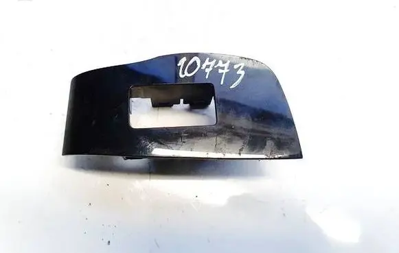 Mazda CX-30 Front door window switch trim bcjh685l6 k4057