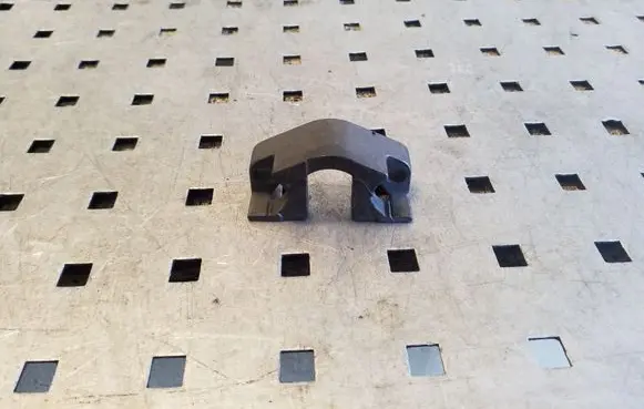 BMW X3 E83 Fuel Injector clamp holder
