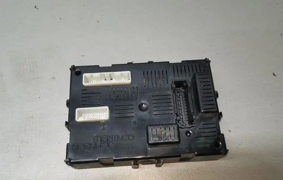 Nissan Note (E11) Comfort/convenience module 284B2BC52A