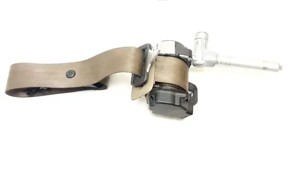 Volvo S80 Rear seatbelt 8639768