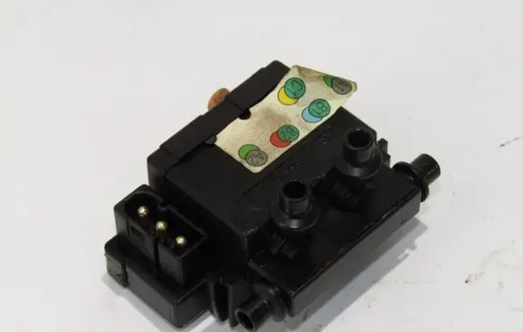 Mercedes-Benz S W140 Vacuum valve 1408000278