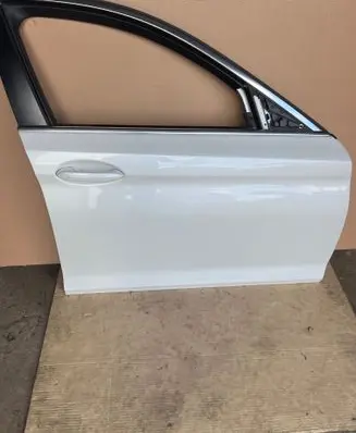BMW 5 G30 G31 G38 Front door 7360424