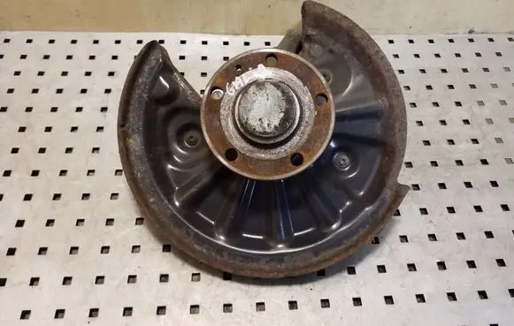 Volkswagen PASSAT B8 Rear wheel hub