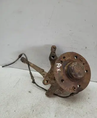 Mercedes-Benz E W124 Front wheel hub spindle knuckle