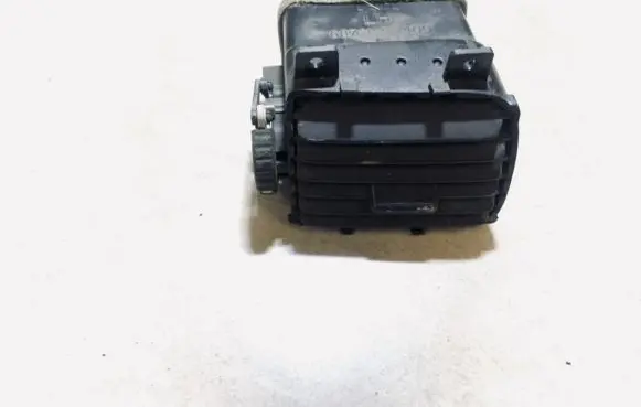 Nissan Almera N16 Dash center air vent grill 68751bm400