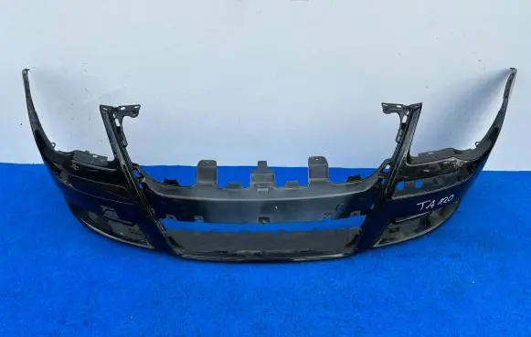 Volkswagen Eos Front bumper 1Q0807217