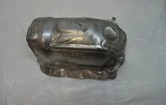 Citroen Berlingo Exhaust heat shield 9824001580
