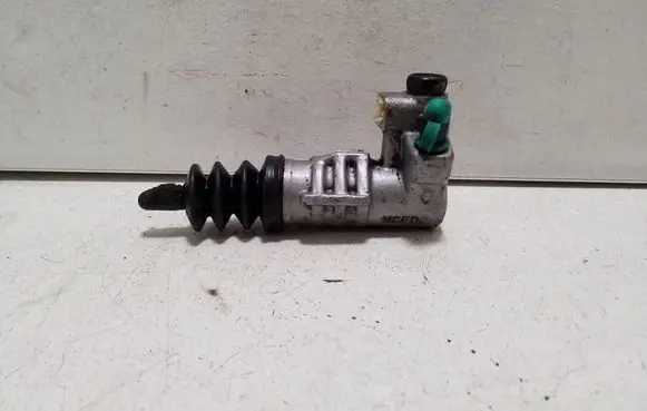 KIA Stonic Clutch slave cylinder 