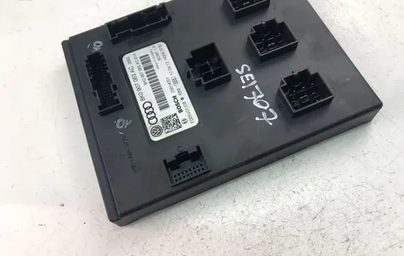 Audi A5 8T 8F Comfort/convenience module 8K0907063AC