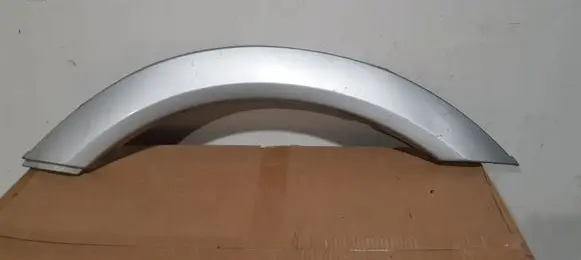Mitsubishi Pajero Fender trim (molding) 478742 MR478742