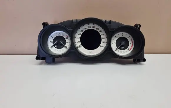 Mercedes-Benz CLS C218 AMG Speedometer (instrument cluster) A2C53435189