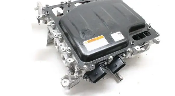 Toyota bZ4X Voltage converter inverter G973042120