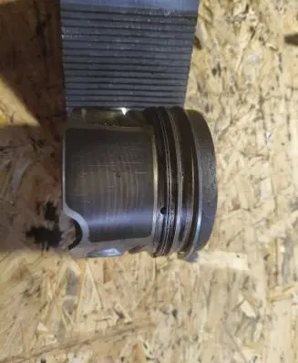 Audi A6 S6 C7 4G Piston 8372