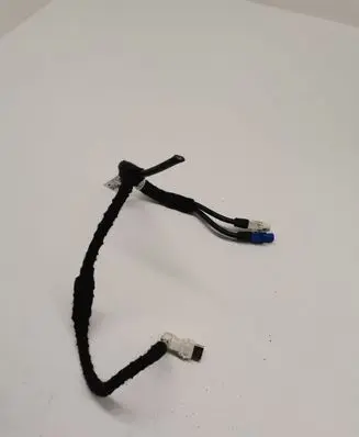 BMW 7 G11 G12 USB socket connector 9370353