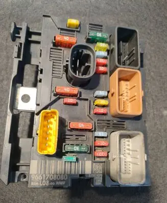 Citroen C4 I Picasso BSM Control unit 9661708080