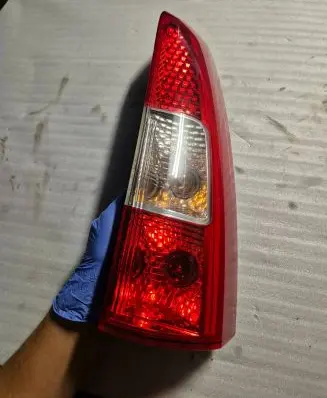 Volvo V70 Rear/tail lights 160986