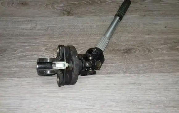 Volvo V70 Steering column universal joint GLV03001