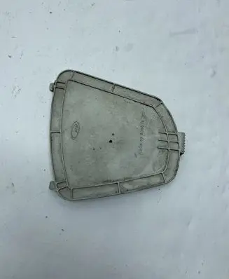 Chrysler Grand Voyager IV Headlight/headlamp dust cover