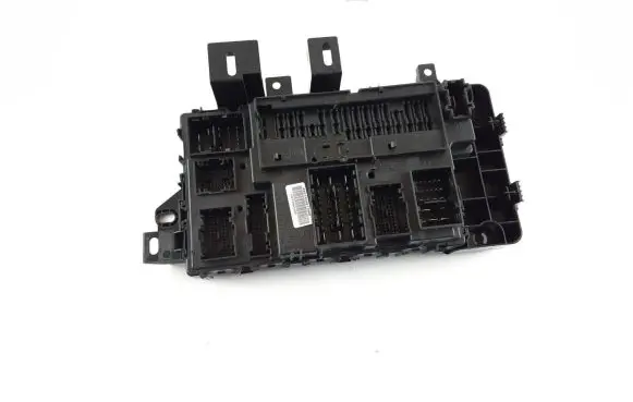 Ford Mustang VI Fuse module FR3T15604BH