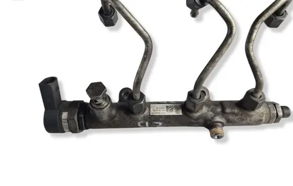 Audi A4 S4 B8 8K Fuel main line pipe 059130090CN