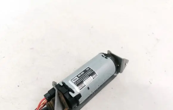 Peugeot 807 Seat adjustment motor 9470060E 404828