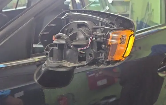 Mazda 3 III Front door electric wing mirror IMPRK1382599