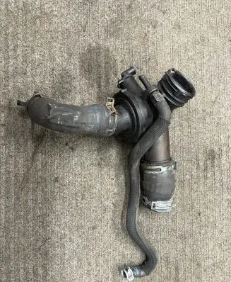 Thermostat/thermostat housing
