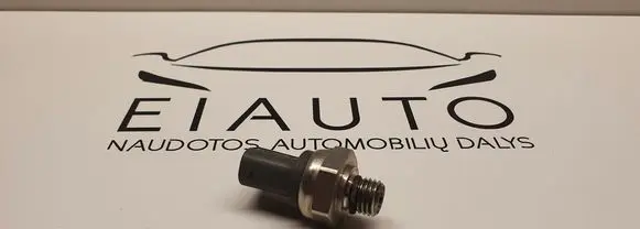 Mercedes-Benz E AMG W212 Exhaust gas pressure sensor A0071530328