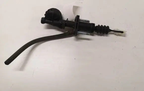 Saab 9-3 Ver2 Clutch master cylinder 24412670