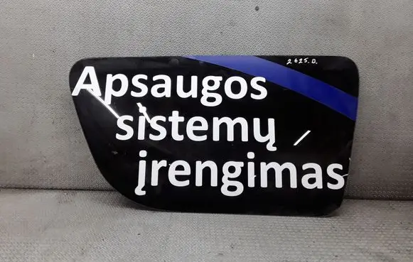 Dacia Logan I Rear side window