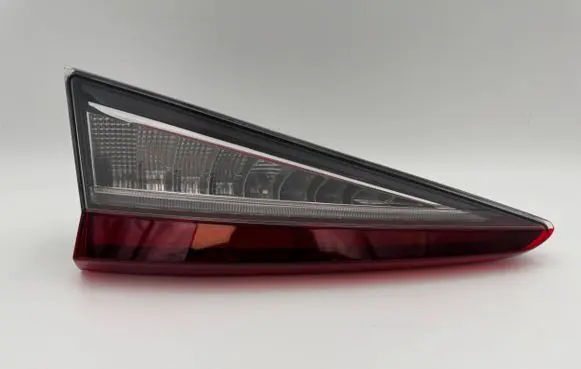 Skoda Enyaq iV Tailgate rear/tail lights 5LE945308 00001518H 5LE945308O6S