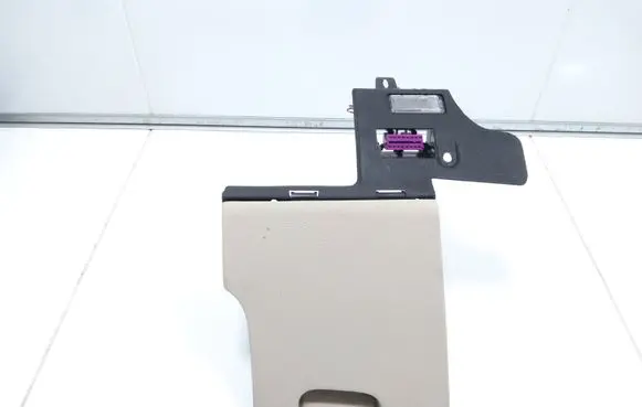 Skoda Superb B6 (3T) Front trunk storage compartment 3T1857923