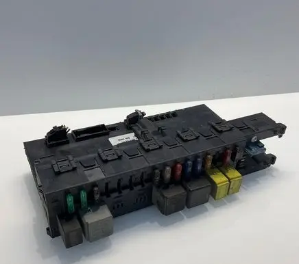 Mercedes-Benz C W203 SAM control unit 2035450701 5DK00797420 A2035450701
