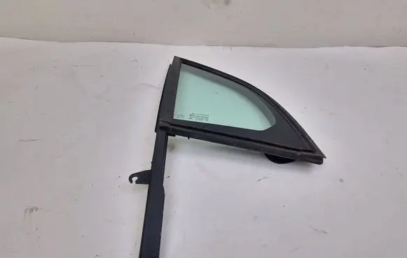 Citroen DS3 Front vent window/glass (coupe) 43R007951 E000255 DOT24M19AS2