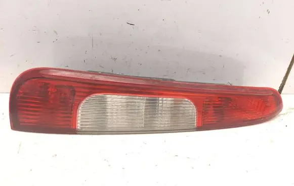 Ford Focus C-MAX Rear/tail lights 3M5113A603AA