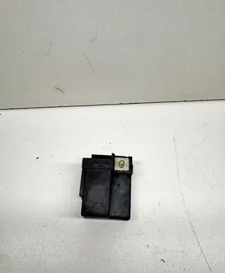 BMW 5 E39 Glow plug pre-heat relay 2246919 15KD4GK 72RB510