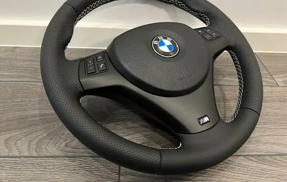 BMW X1 E84 Steering wheel