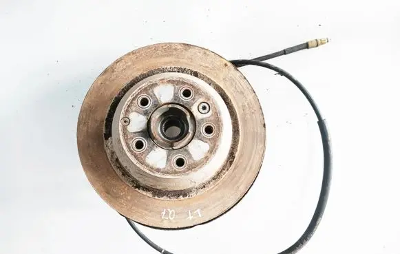 Rear wheel hub