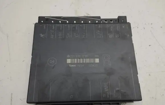 Mercedes-Benz S W220 Seat control module 2208201285