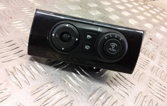 Chevrolet Captiva Headlight level height control switch 68612d27