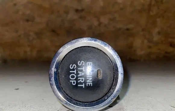 Toyota Corolla Verso AR10 Engine start stop button switch 15A710