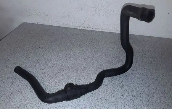 BMW 5 E39 Engine coolant pipe/hose 8378951