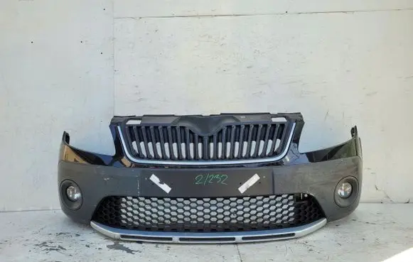Skoda Fabia Mk2 (5J) Front bumper