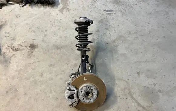 BMW X1 F48 F49 Front wheel hub spindle knuckle 6876645 6882849 31316882849