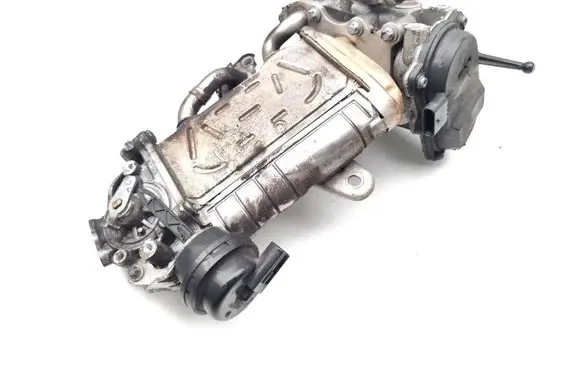 Mercedes-Benz E AMG W213 EGR valve A6541406900 A6541407600